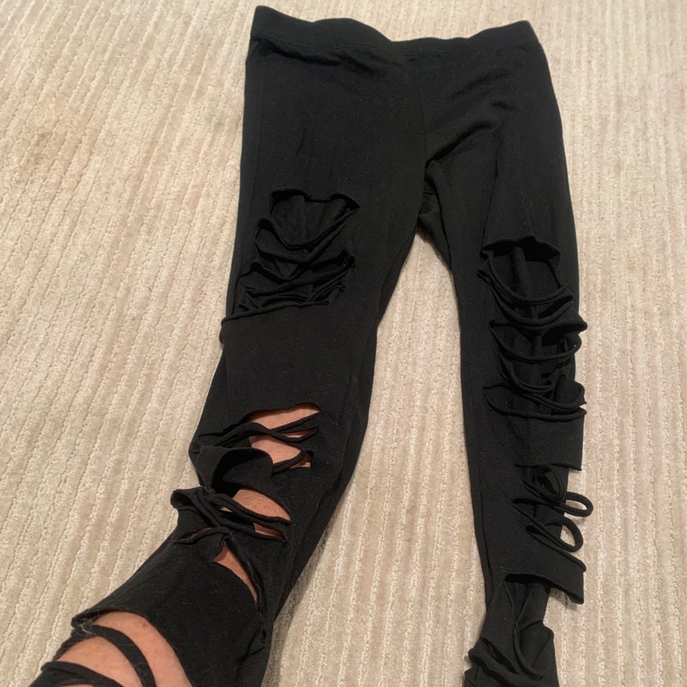Sexy cutout leggings!